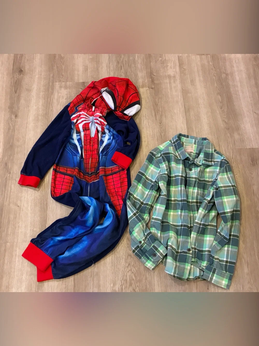 Clothing Lot Bundle Boys 12 pieces Size 6/7
